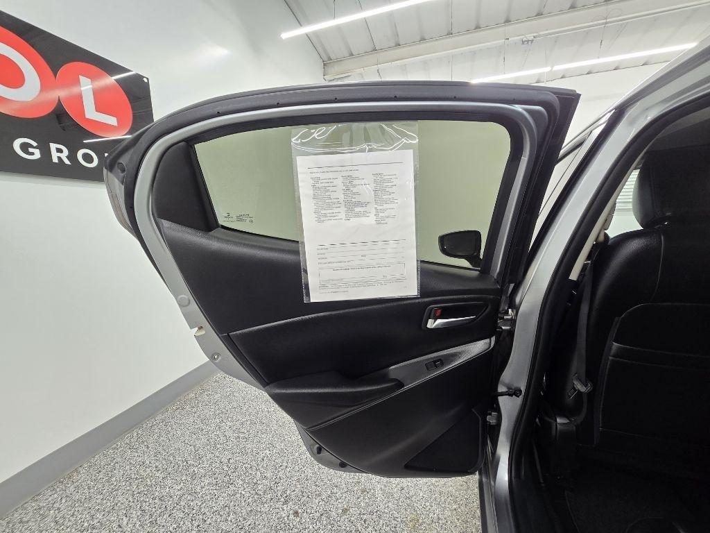 Scion iA 6A 2016