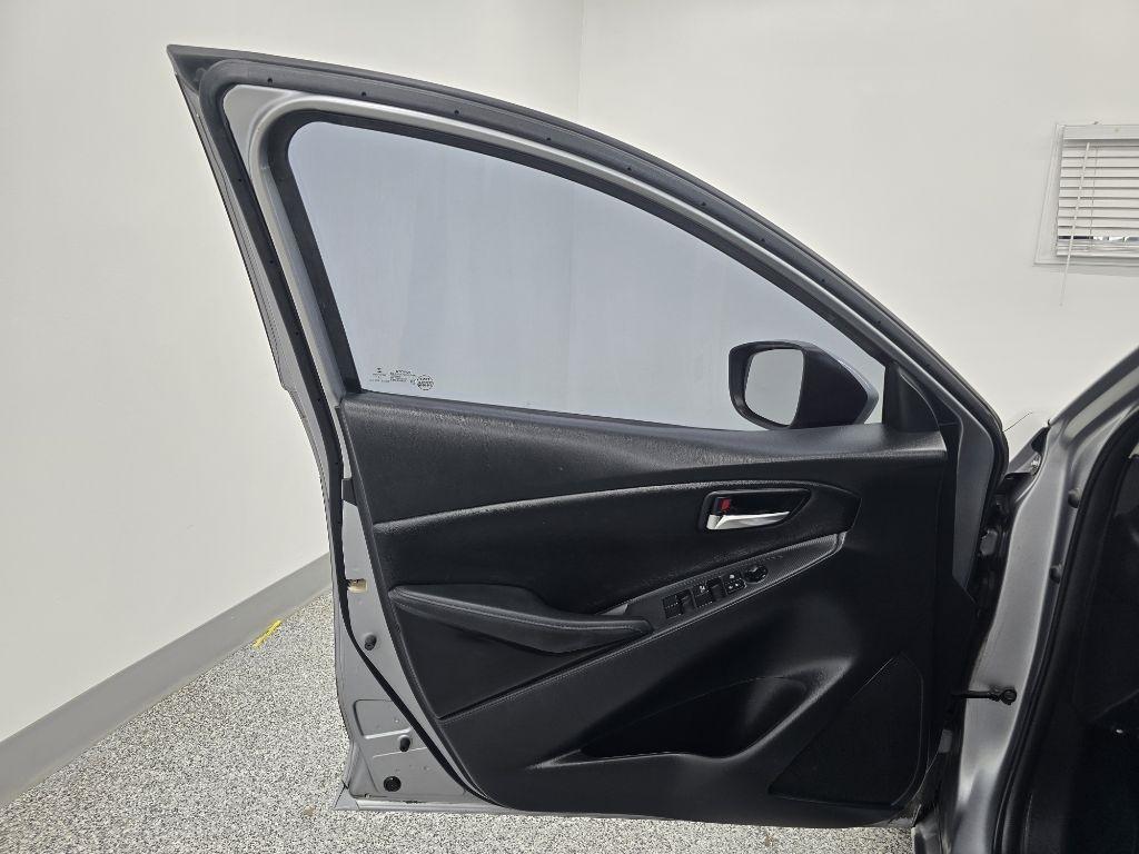 Scion iA 6A 2016