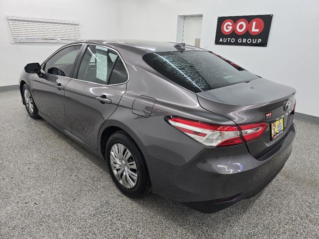 Toyota Camry XLE 2019