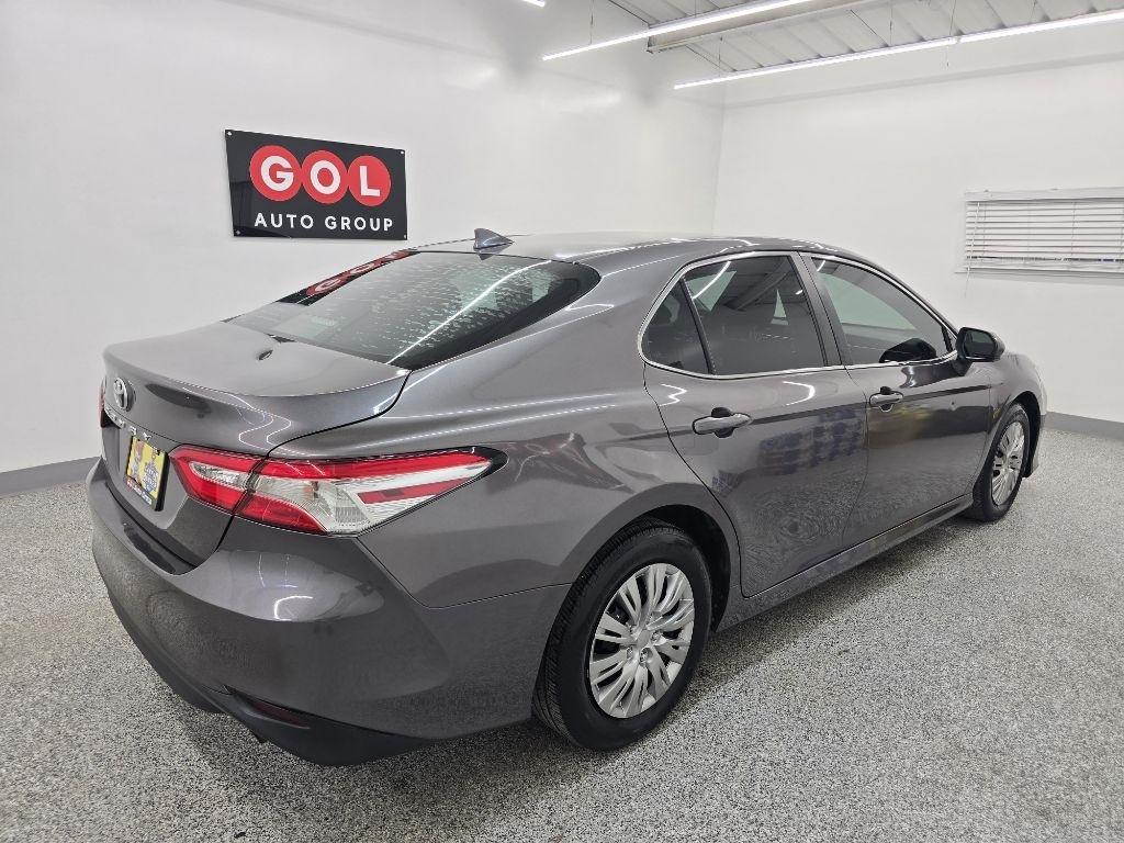 Toyota Camry XLE 2019