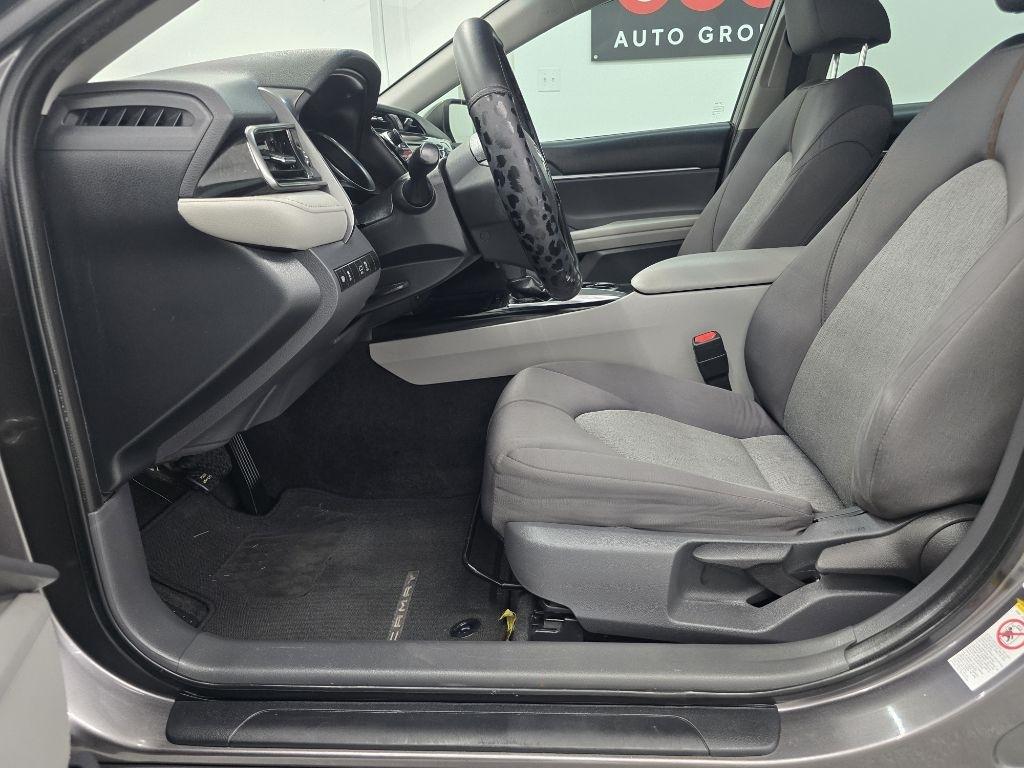 Toyota Camry XLE 2019