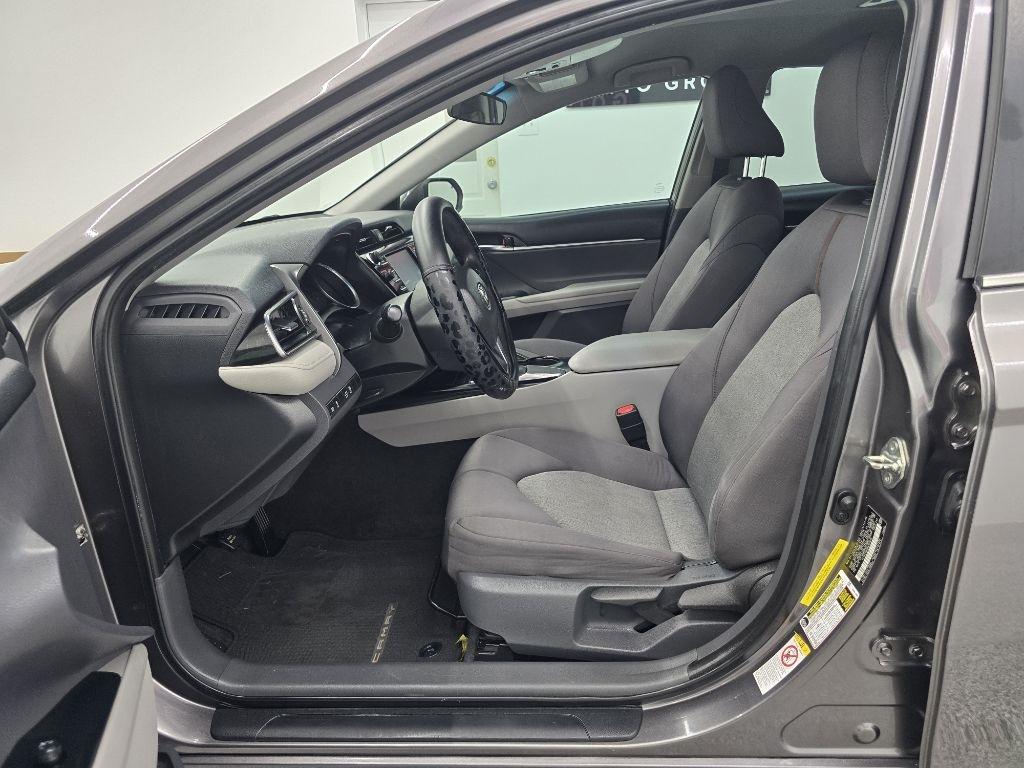 Toyota Camry XLE 2019