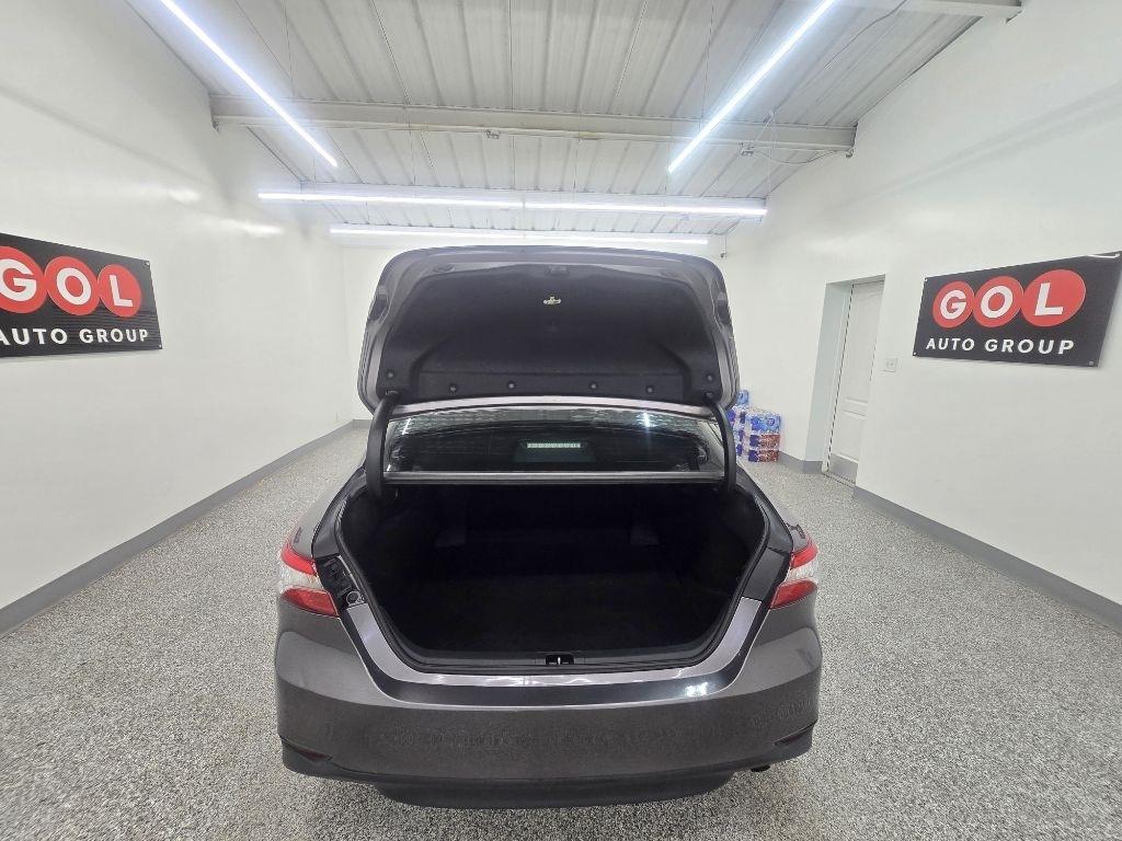 Toyota Camry XLE 2019