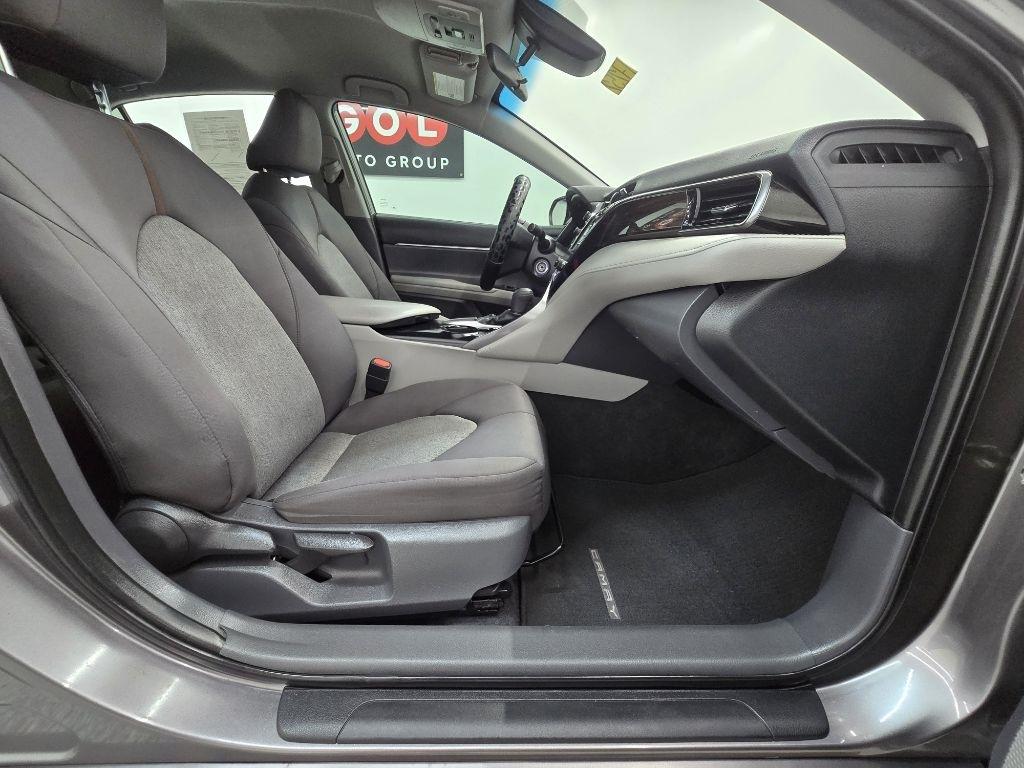 Toyota Camry XLE 2019