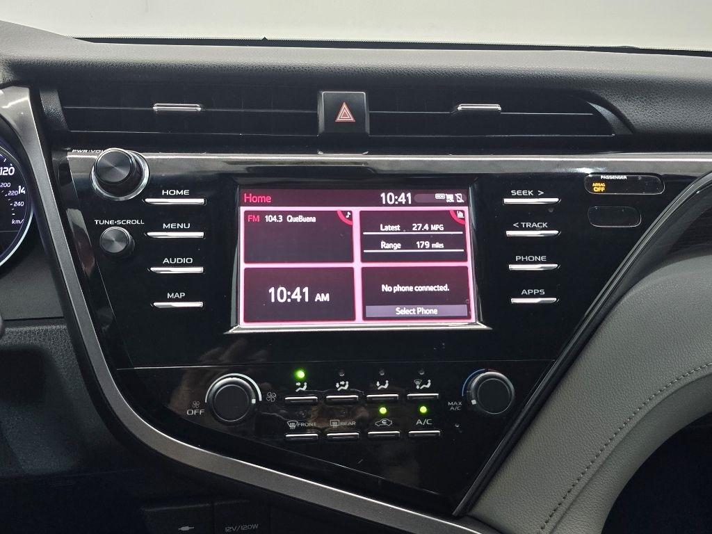 Toyota Camry XLE 2019