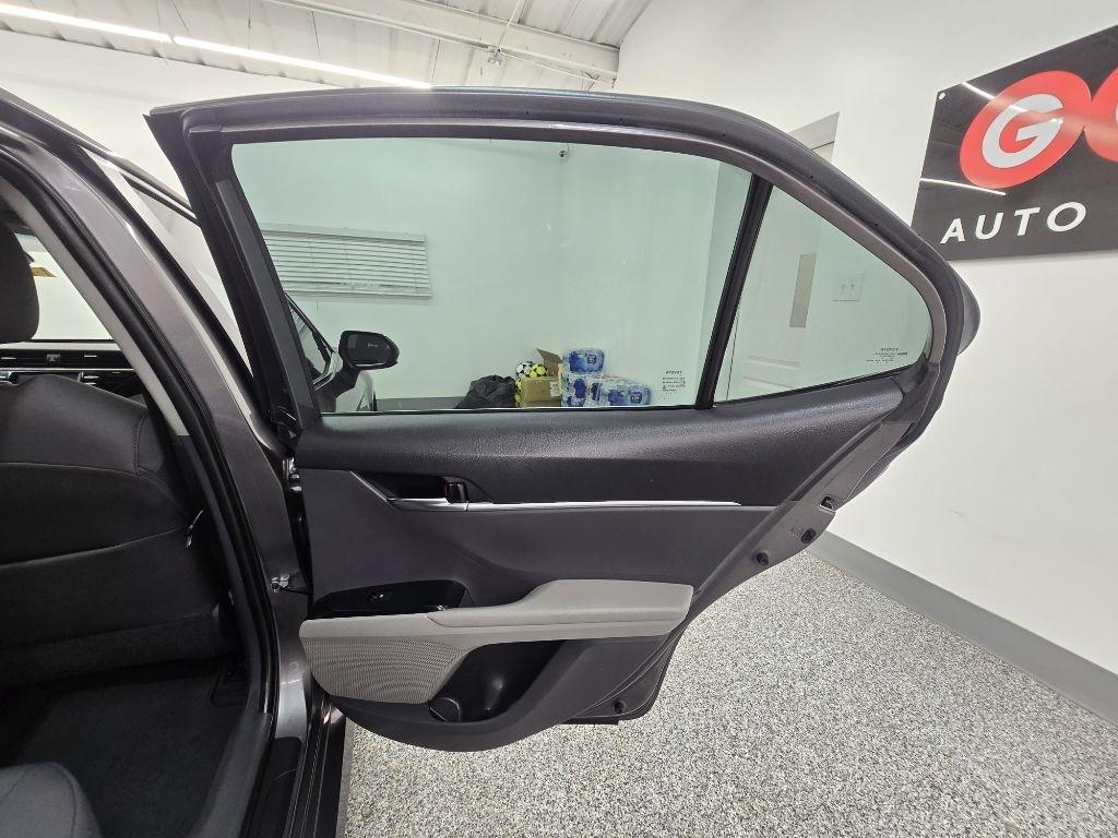 Toyota Camry XLE 2019