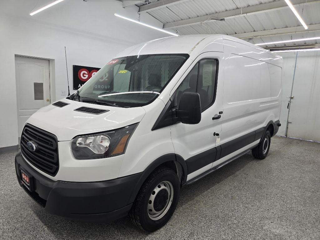 Ford Transit 250 Van Med. Roof w/Sliding Pass. 148-in. WB 2018