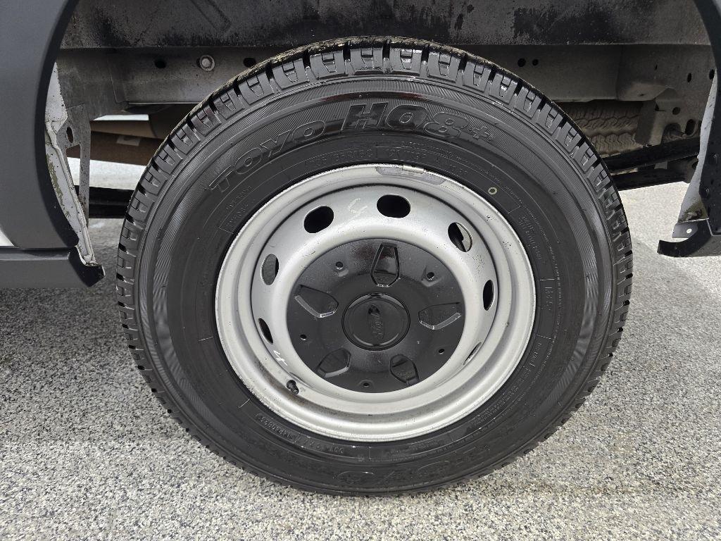 Ford Transit 250 Van Med. Roof w/Sliding Pass. 148-in. WB 2018