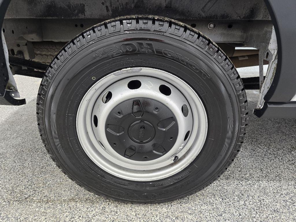 Ford Transit 250 Van Med. Roof w/Sliding Pass. 148-in. WB 2018