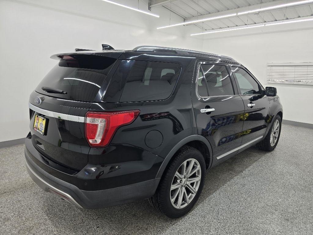 Ford Explorer Limited FWD 2017
