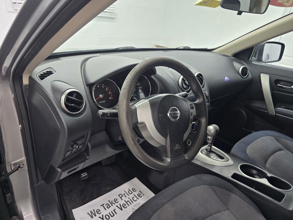 Nissan Rogue S 2WD 2010