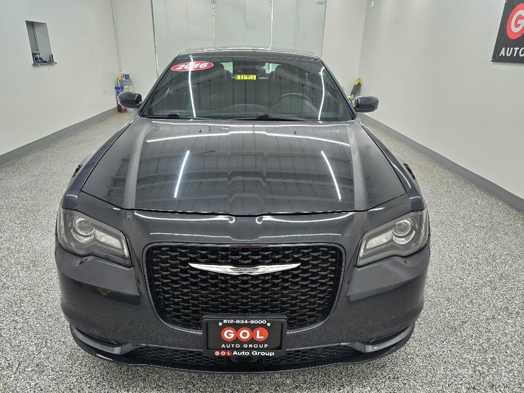 Chrysler 300 S V6 RWD 2016