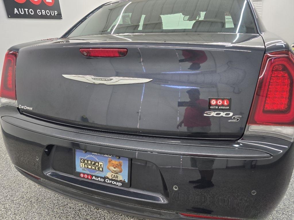 Chrysler 300 S V6 RWD 2016