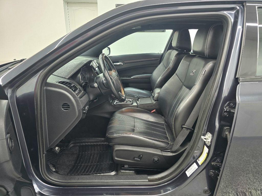 Chrysler 300 S V6 RWD 2016