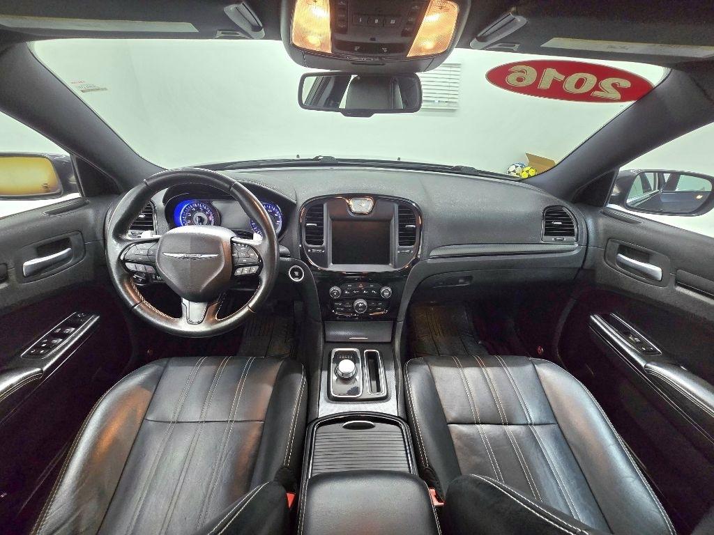 Chrysler 300 S V6 RWD 2016