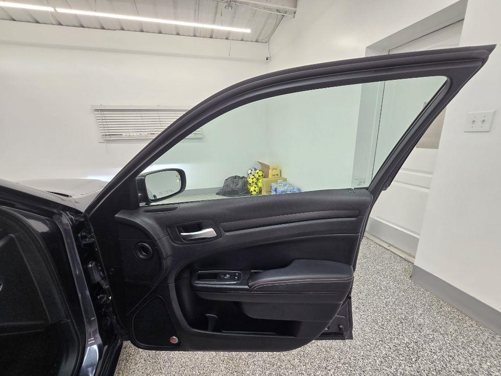 Chrysler 300 S V6 RWD 2016