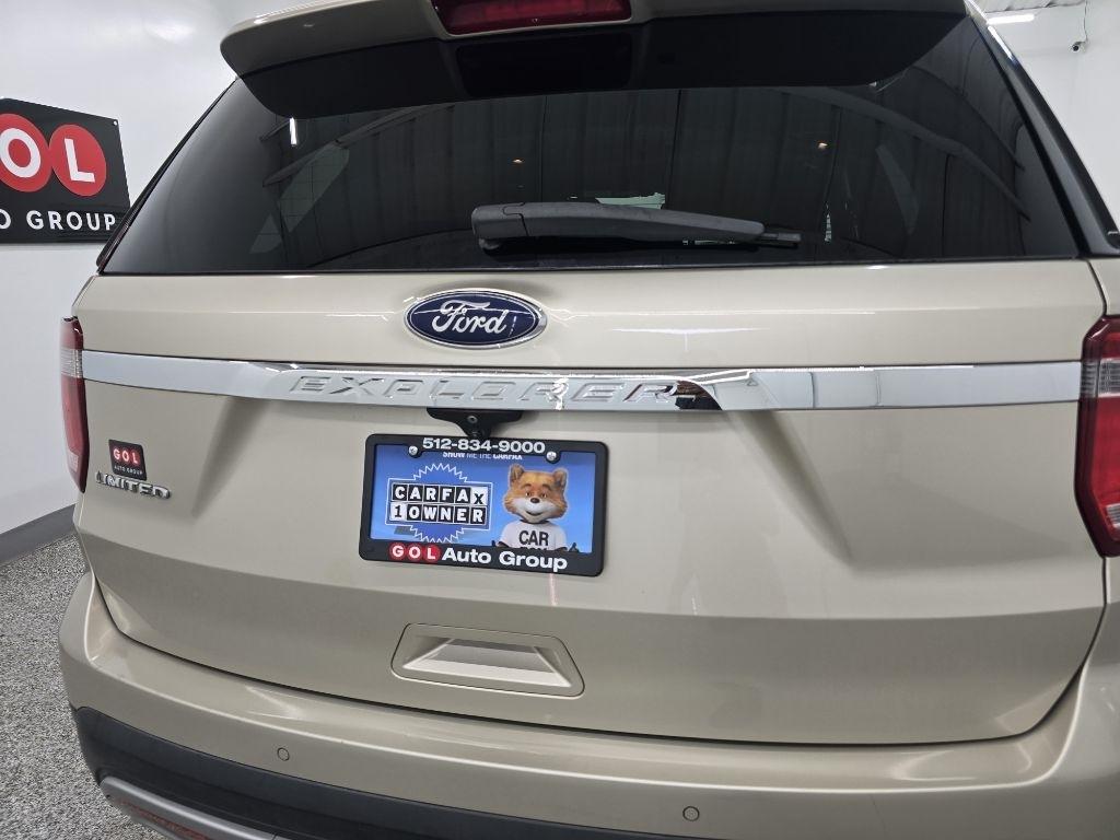 Ford Explorer Limited FWD 2017