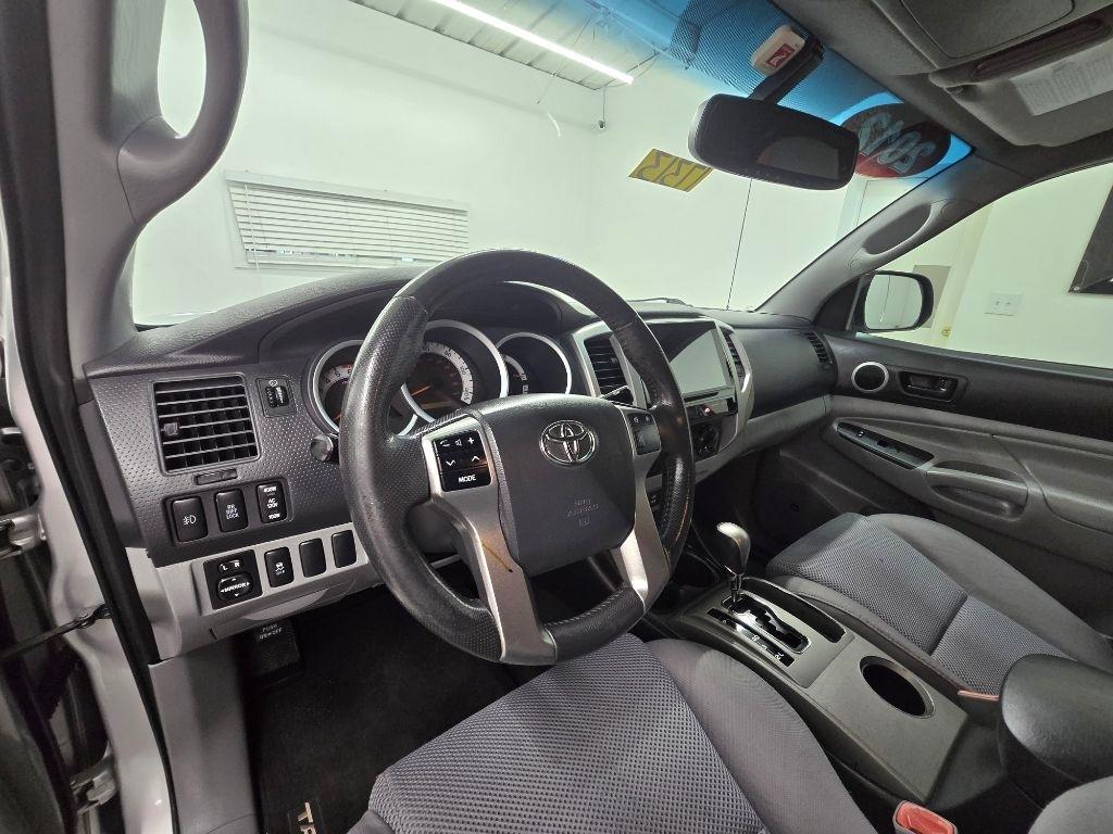 Toyota Tacoma PreRunner Double Cab V6 Auto 2WD 2012
