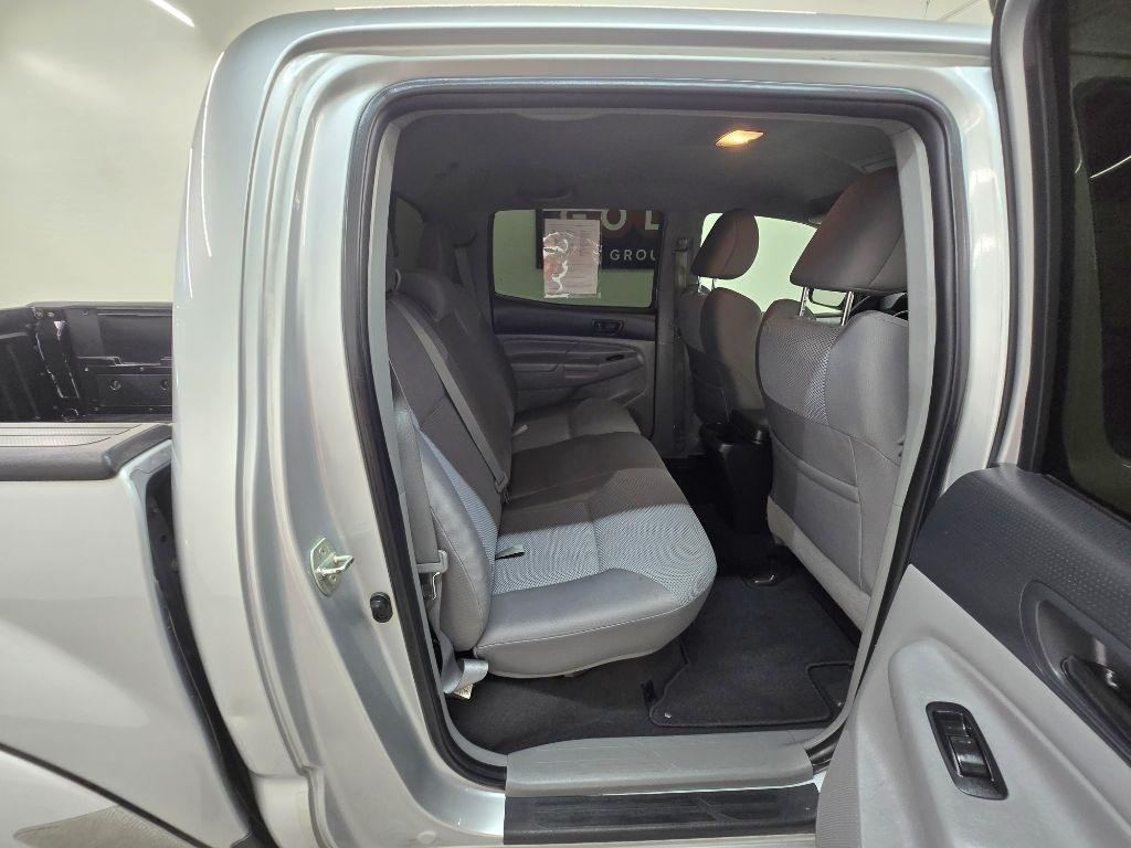 Toyota Tacoma PreRunner Double Cab V6 Auto 2WD 2012