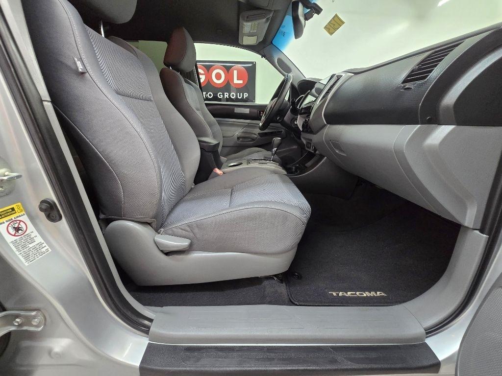 Toyota Tacoma PreRunner Double Cab V6 Auto 2WD 2012
