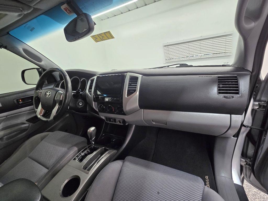 Toyota Tacoma PreRunner Double Cab V6 Auto 2WD 2012