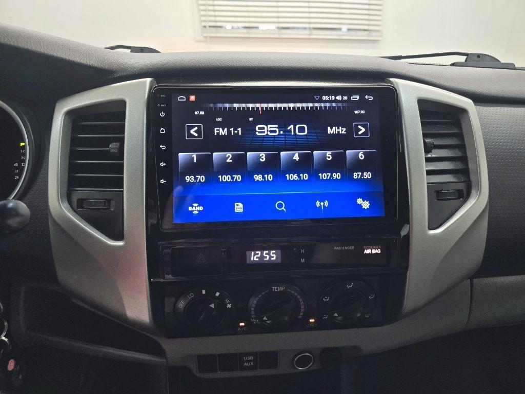 Toyota Tacoma PreRunner Double Cab V6 Auto 2WD 2012