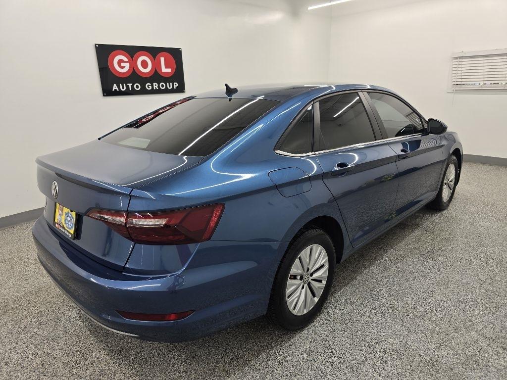 Volkswagen Jetta 1.4T S 8A 2020