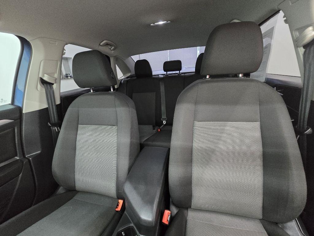 Volkswagen Jetta 1.4T S 8A 2020