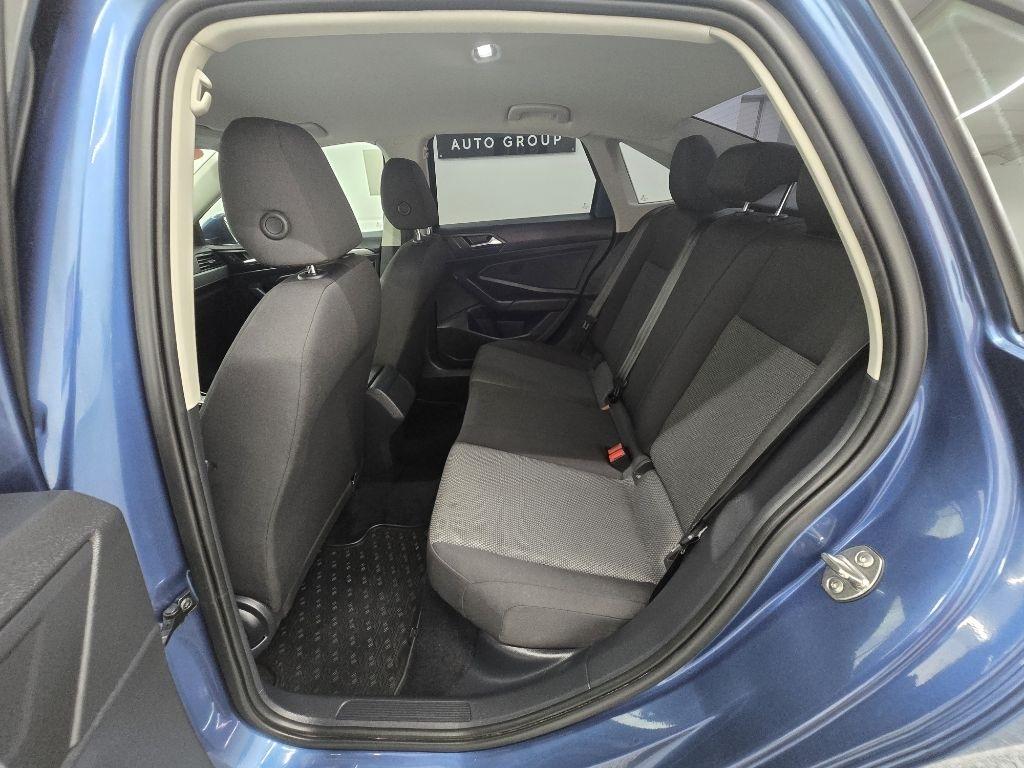 Volkswagen Jetta 1.4T S 8A 2020