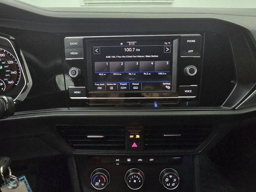 Volkswagen Jetta 1.4T S 8A 2020