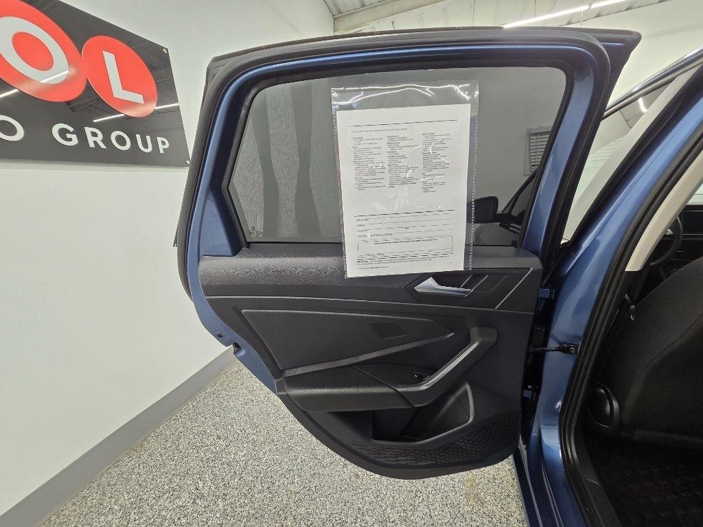 Volkswagen Jetta 1.4T S 8A 2020