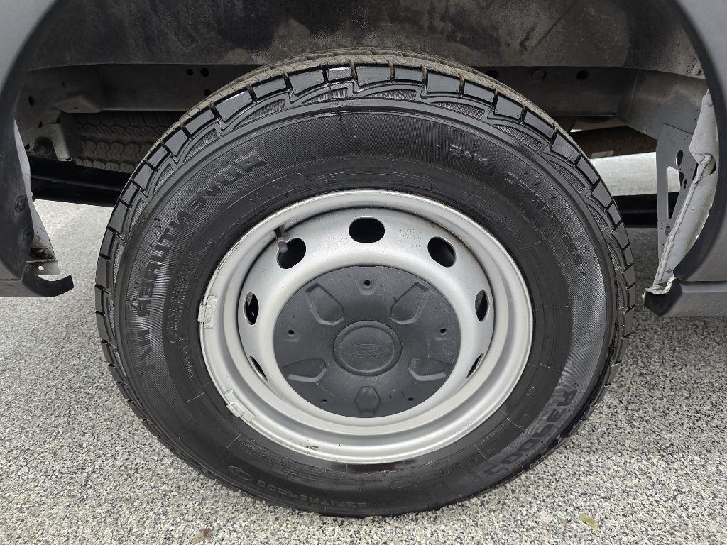 Ford Transit 250 Van Low Roof w/Sliding Pass. 148-in. WB 2017