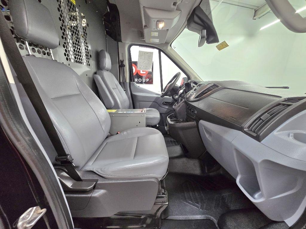 Ford Transit 250 Van Med. Roof w/Sliding Pass. 148-in. WB 2017