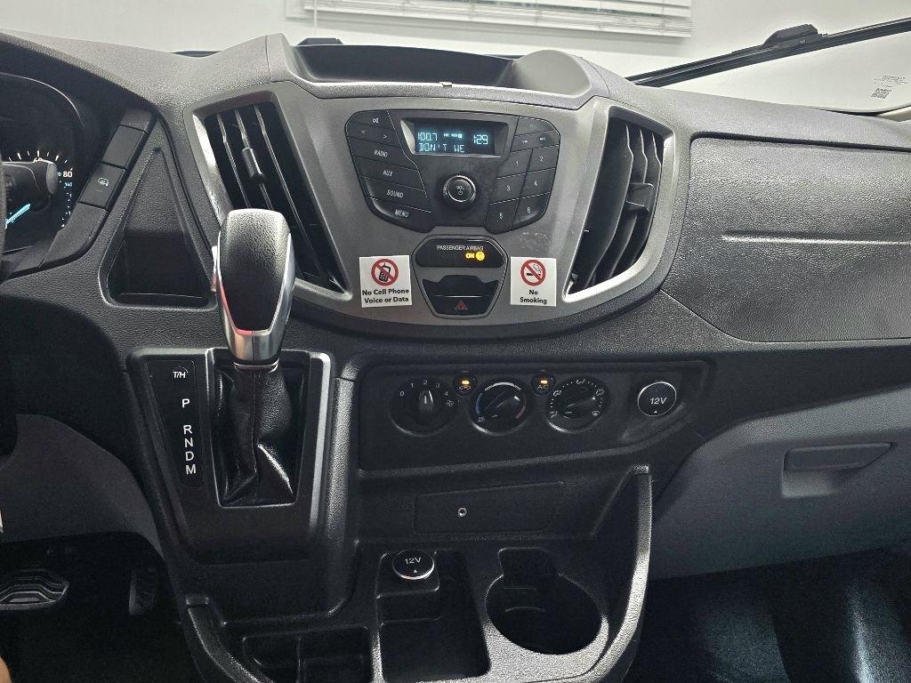 Ford Transit 250 Van Med. Roof w/Sliding Pass. 148-in. WB 2017