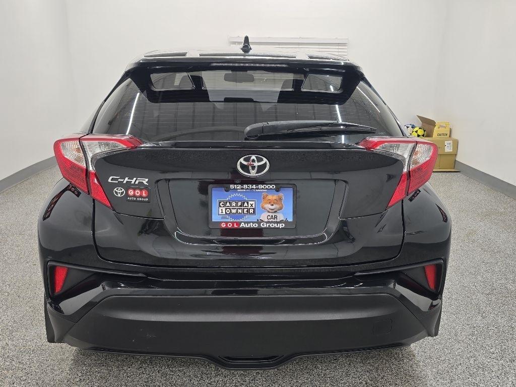 Toyota C-HR LE 2019