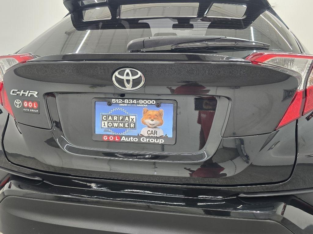 Toyota C-HR LE 2019