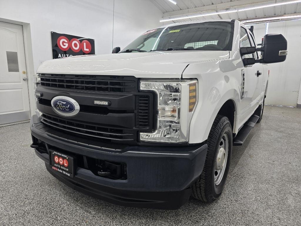 Ford F-250 SD Lariat SuperCab Long Bed 2WD 2018