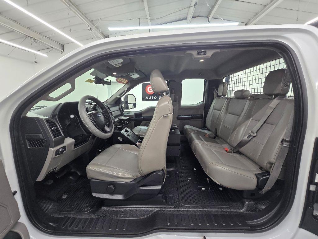 Ford F-250 SD Lariat SuperCab Long Bed 2WD 2018