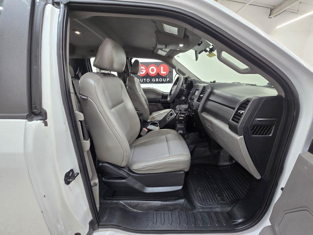 Ford F-250 SD Lariat SuperCab Long Bed 2WD 2018