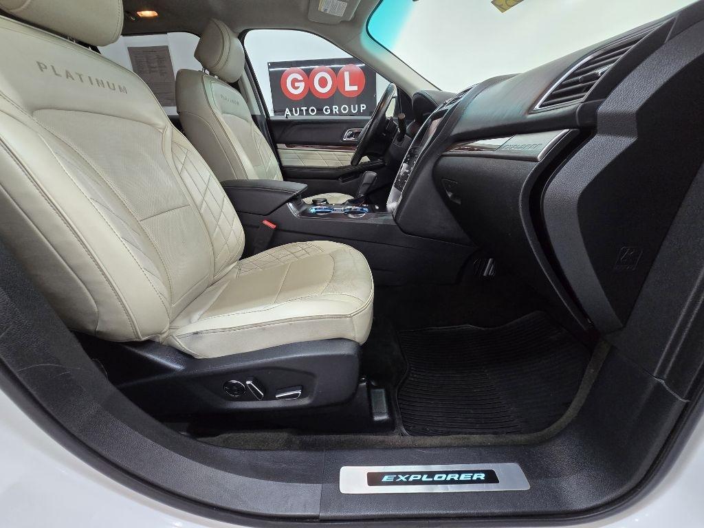 Ford Explorer Platinum AWD 2016