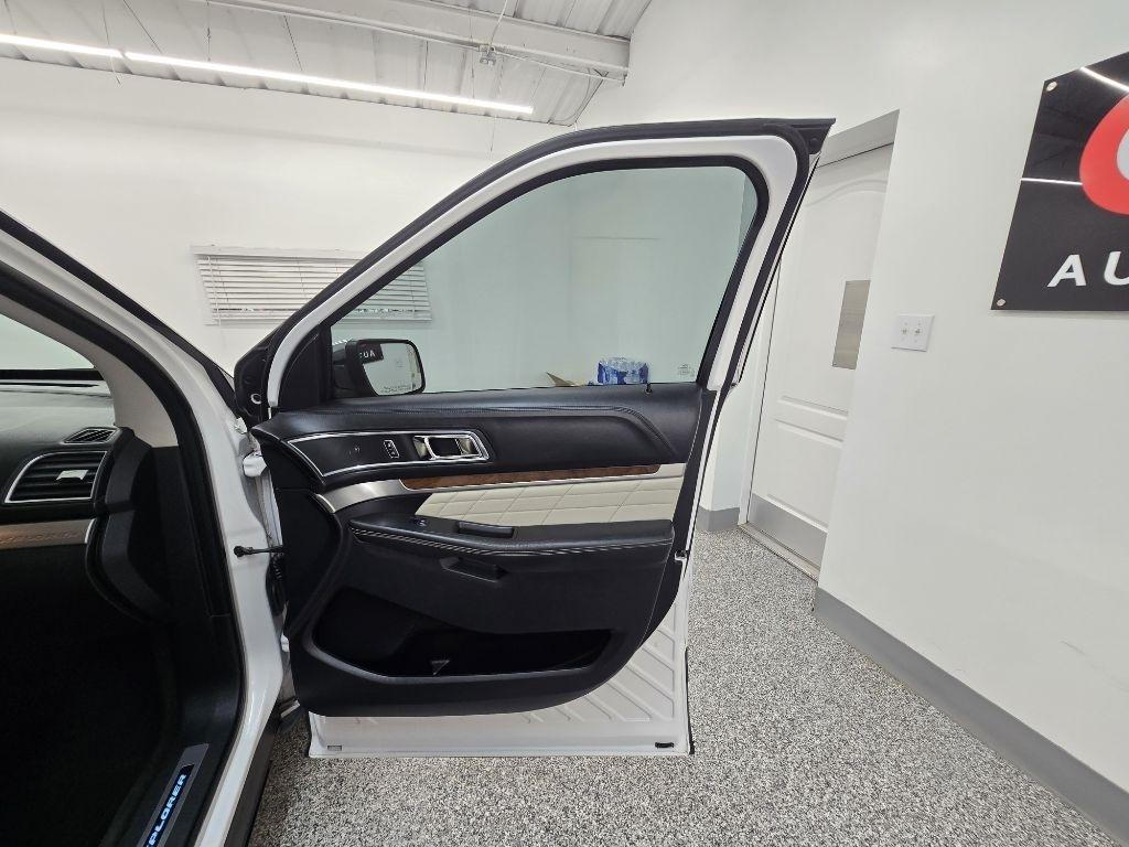 Ford Explorer Platinum AWD 2016