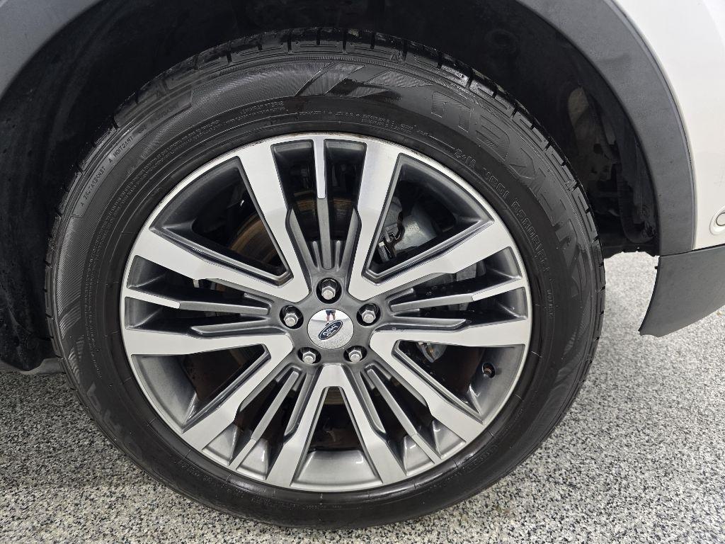Ford Explorer Platinum AWD 2016