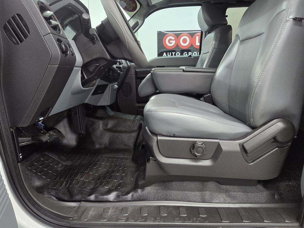 Ford F-250 SD XLT SuperCab Long Bed 2WD 2011