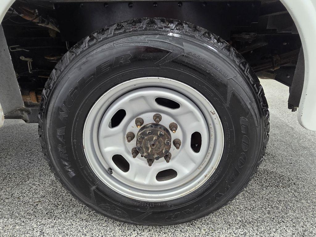 Ford F-250 SD XLT SuperCab Long Bed 2WD 2011
