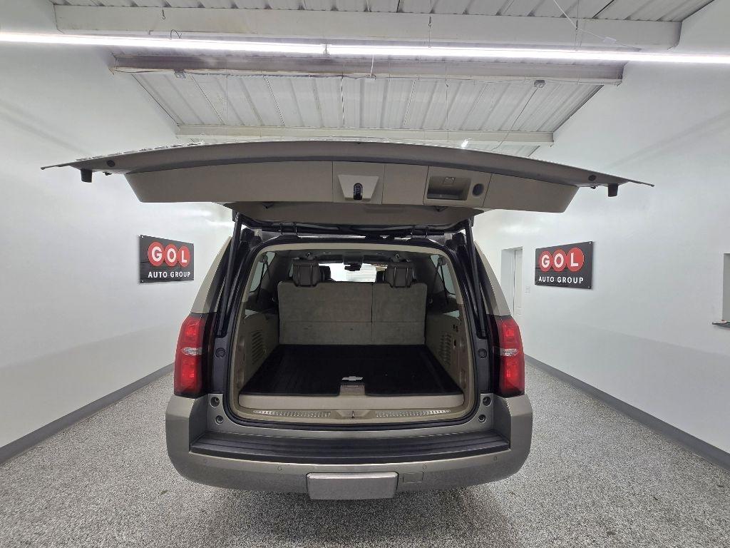 Chevrolet Suburban LT 2WD 2019