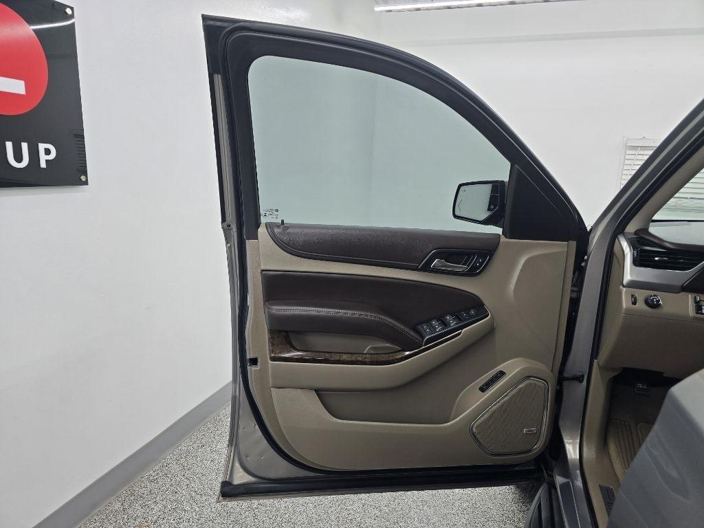 Chevrolet Suburban LT 2WD 2019