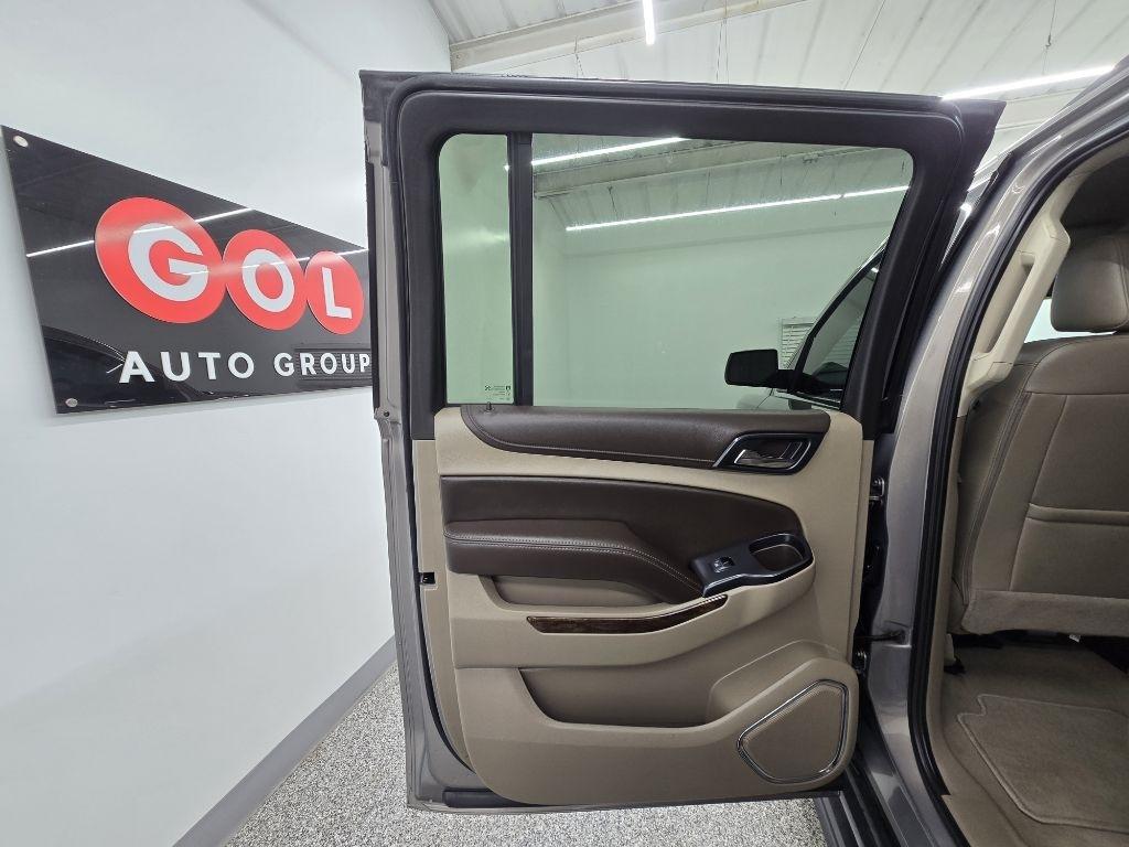 Chevrolet Suburban LT 2WD 2019