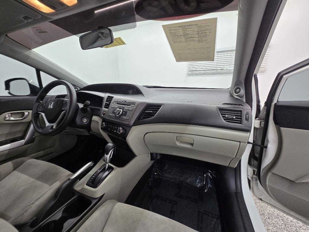 Honda Civic EX Coupe 5-Speed AT 2012
