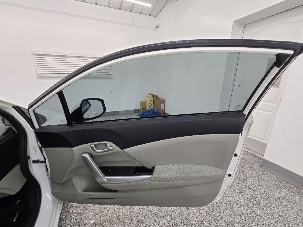 Honda Civic EX Coupe 5-Speed AT 2012