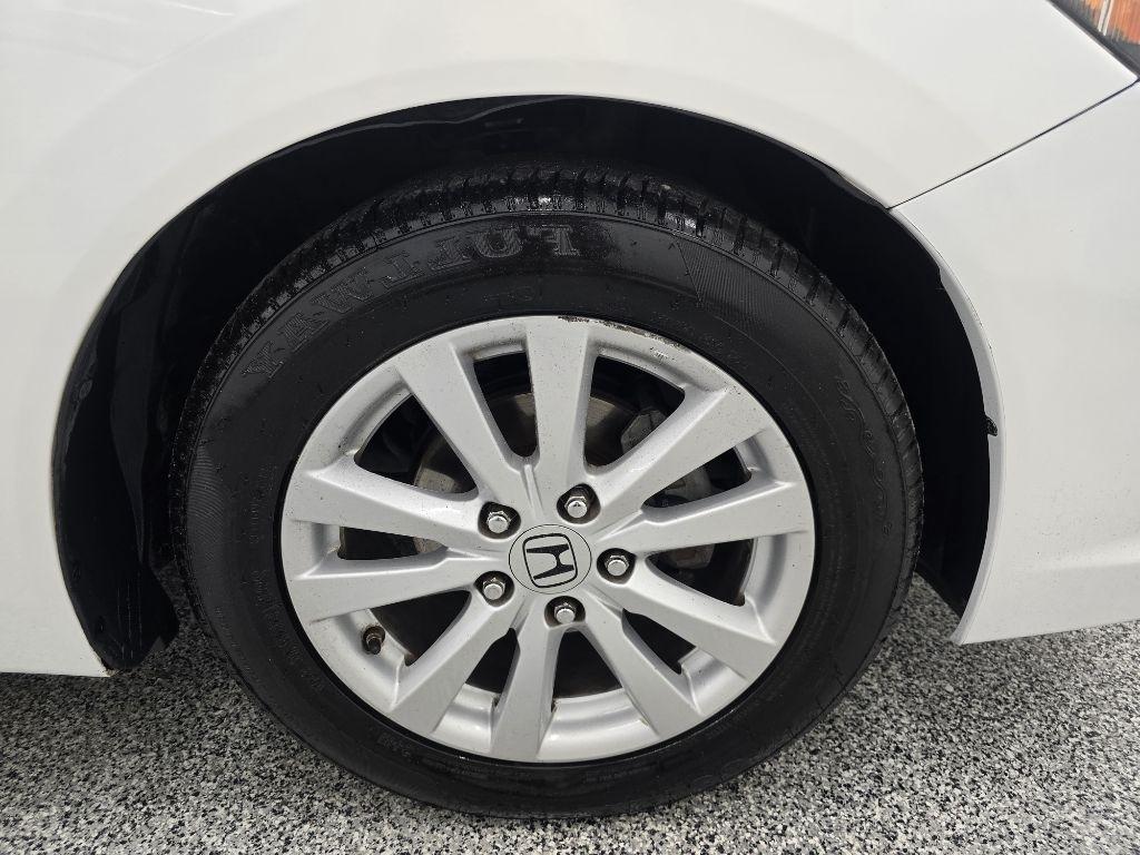 Honda Civic EX Coupe 5-Speed AT 2012